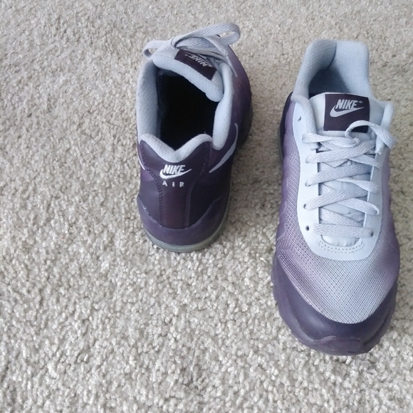 Shoes - Picture 2 of 3